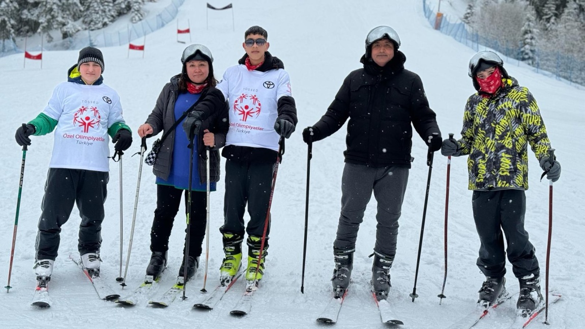 Özel Olimpiyatlar Slalom Türkiye Şampiyonu